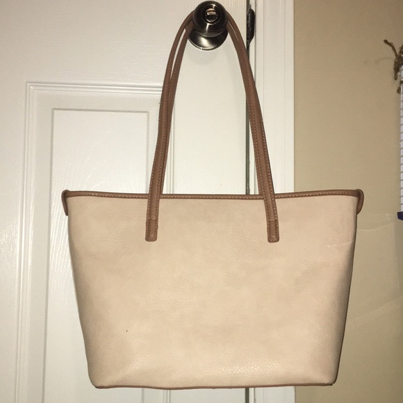 Tan purse - Picture 2 of 5